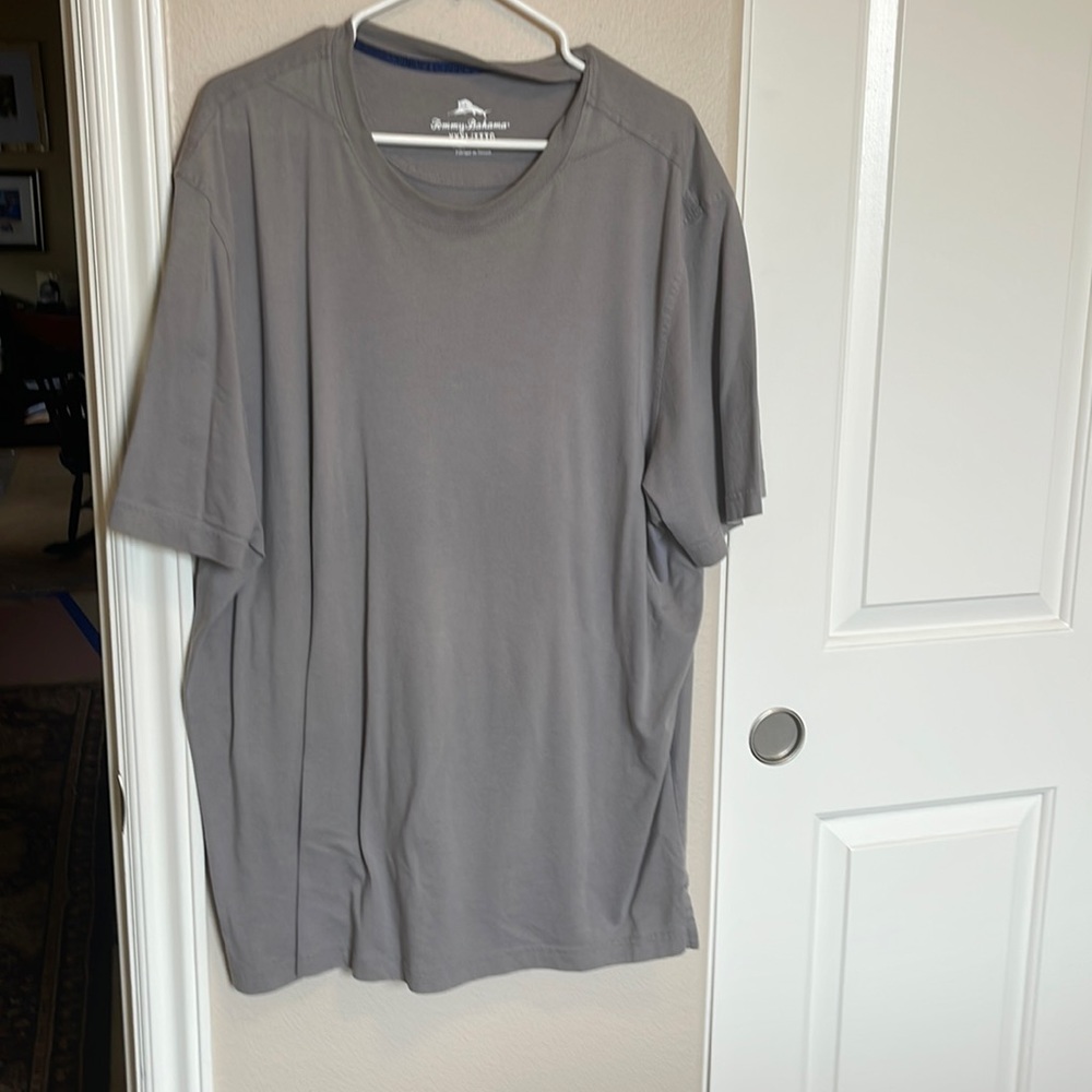 Tommy Bahama mens tee